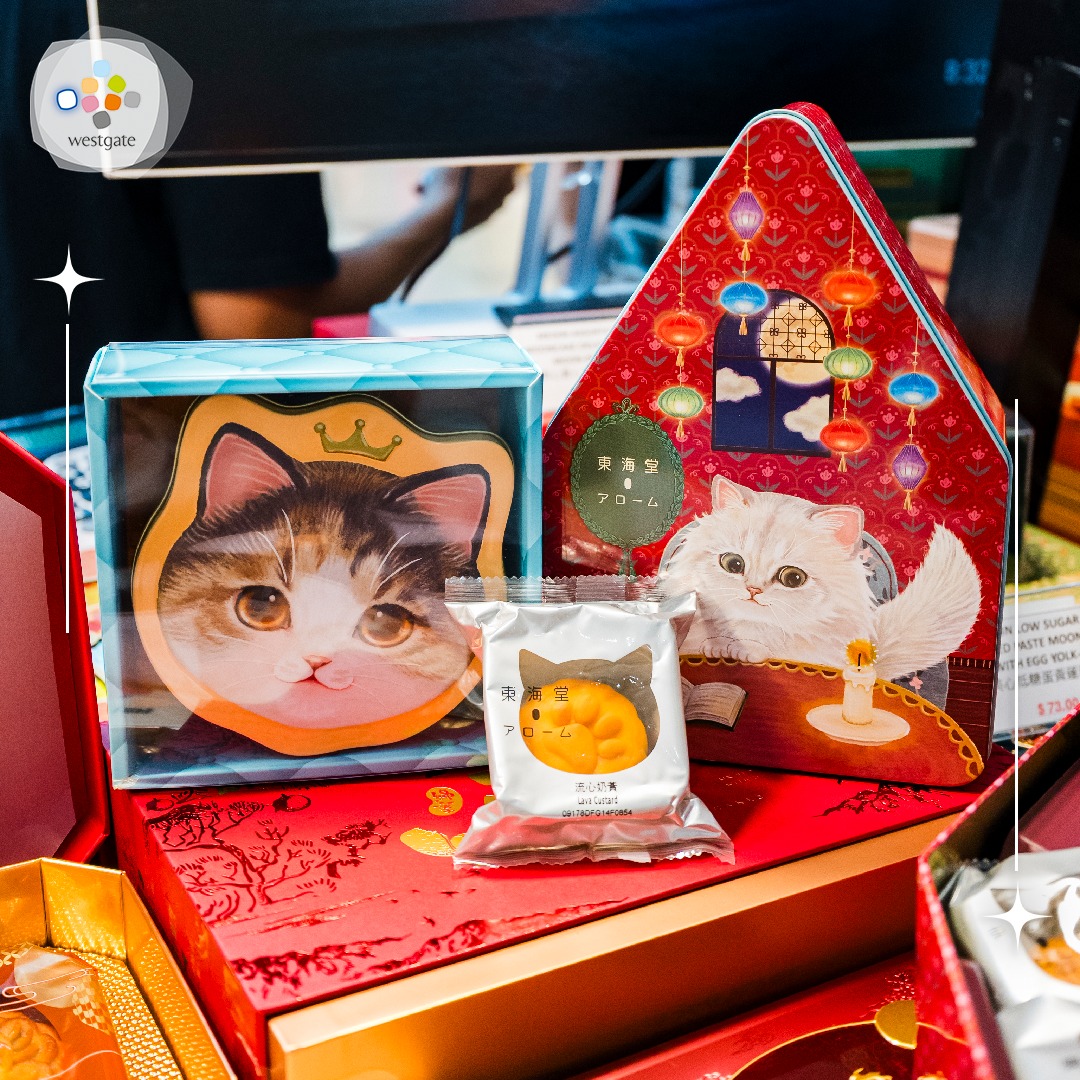 Decorative lanterns illuminating the fair, adding to the festive ambiance.